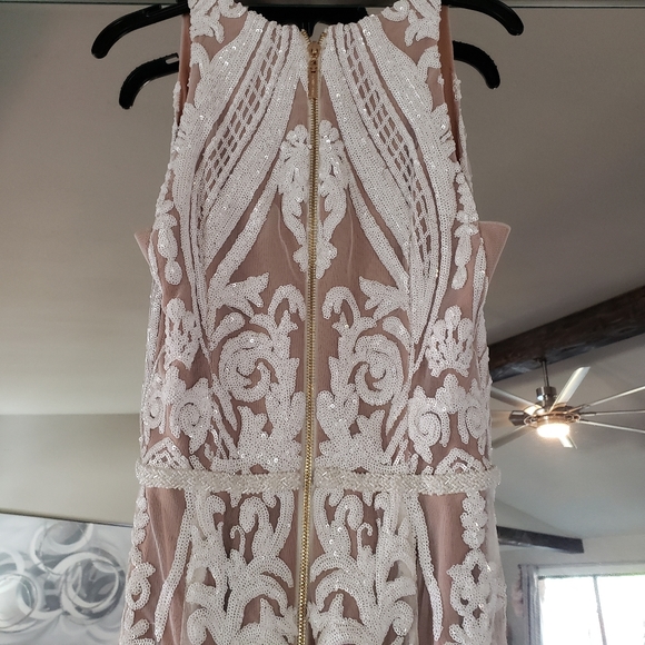 Bronx and Banco Ester V Neck Gown - Picture 9 of 13